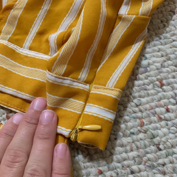 Yellow matching set - Picture 3 of 4